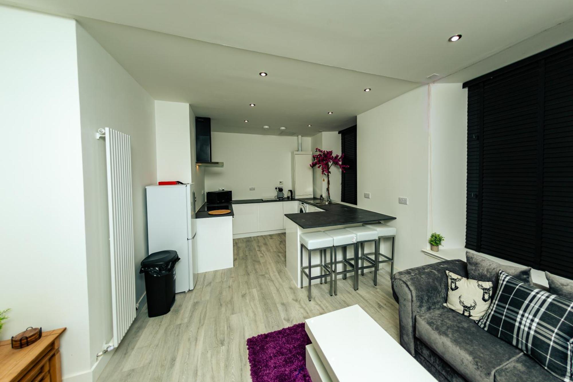 Cheerz Apartments 애버딘 외부 사진